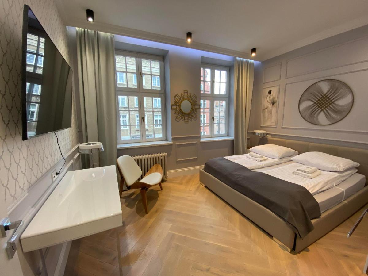 Maya's Flats & 44 - 3 On Chlebnicka Street Old Town Apartment